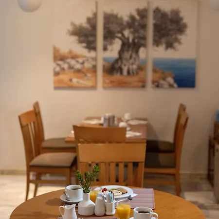 Hotel Minos 4*