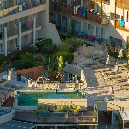 Otel Minos 4*