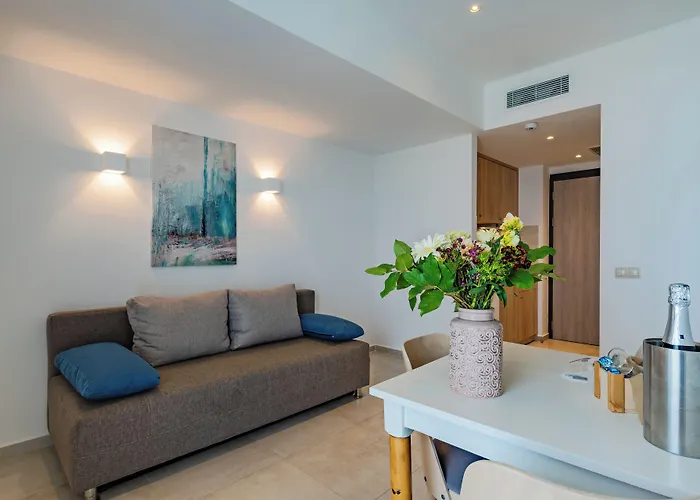 Hotel Minos Rethymno (Crete)