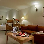 Hotel Minos