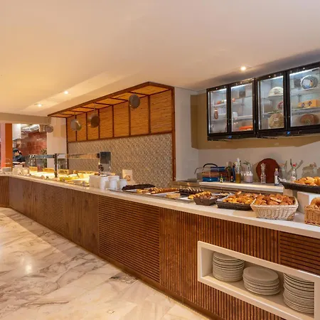 Minos Hotel 4*