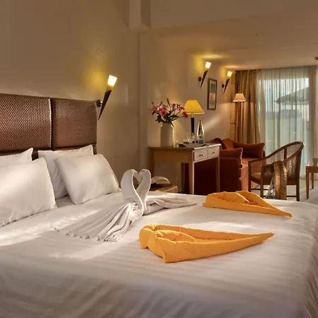 Hotel Minos 4*