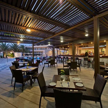 Minos Hotel