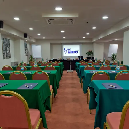 Hotel Minos