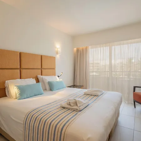 Minos Hotel 4*