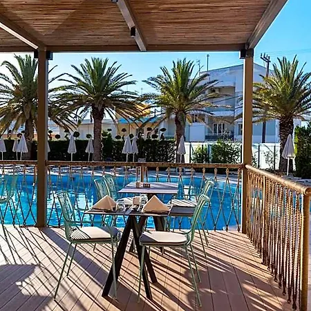 Hotel Minos 4*