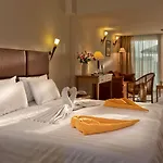 ホテル Minos 4*